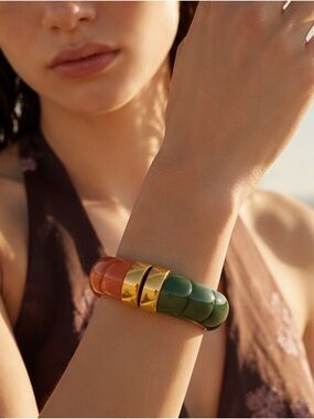 Chunky Green Amber Gold Bangle Bracelet